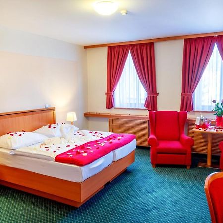 Hotel Slovan Jeseník Exterior photo