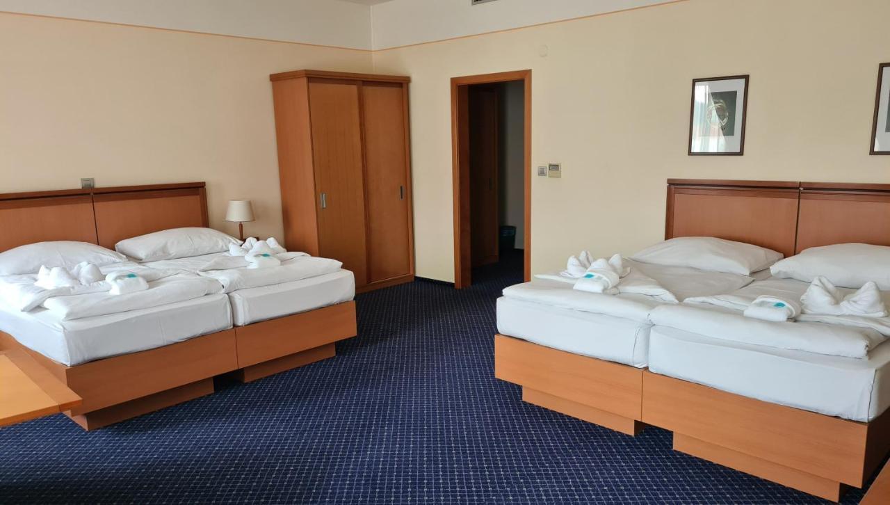 Hotel Slovan Jeseník Exterior photo