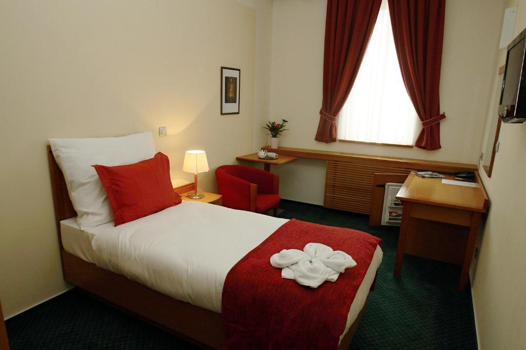 Hotel Slovan Jeseník Room photo